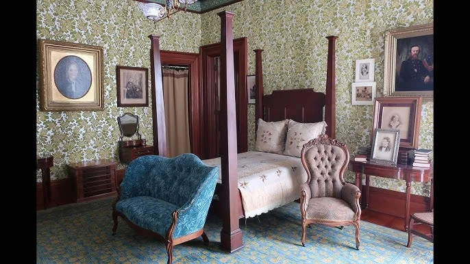 Victorian interior wallpaper Pacific Heights San Francisco